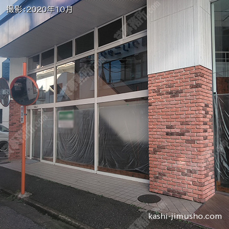 貸室入口(1階）