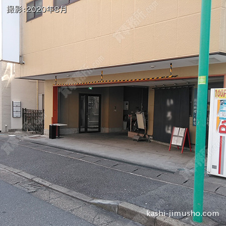 ビル前面