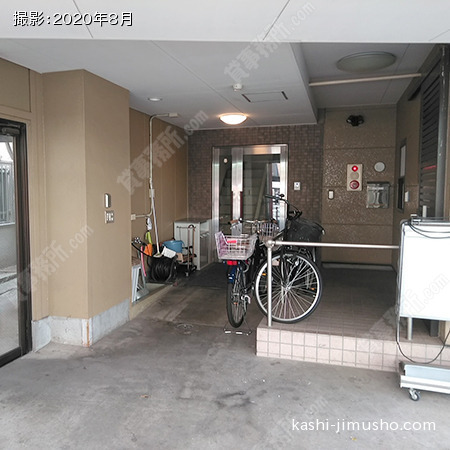 ビル入口
