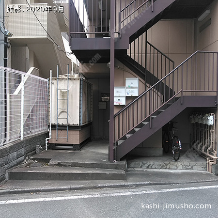 建物入口