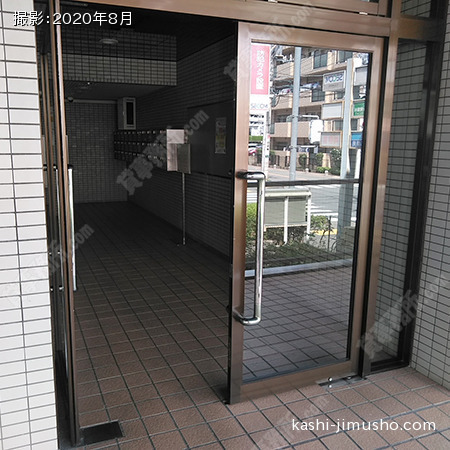 ビル入口 ビル入口