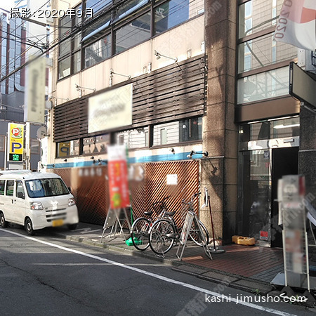 ビル前面