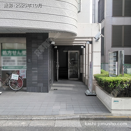ビル入口 ビル入口