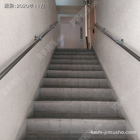 共用階段