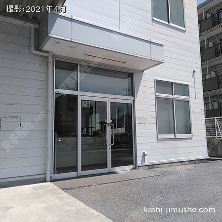 建物入口