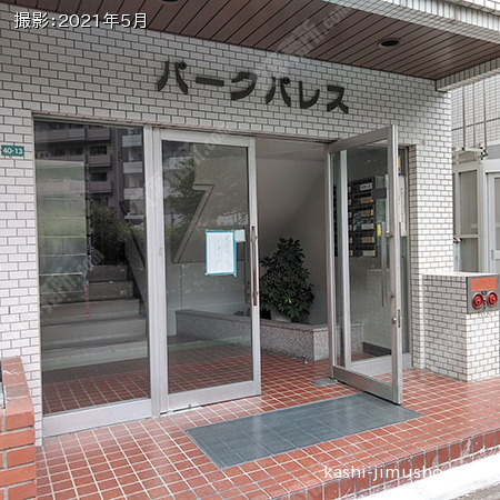 建物入口