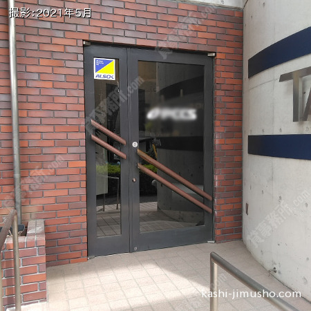 ビル入口