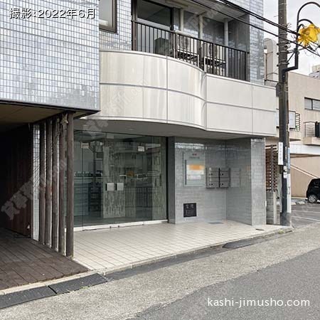 ビル前面