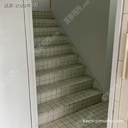 共用階段