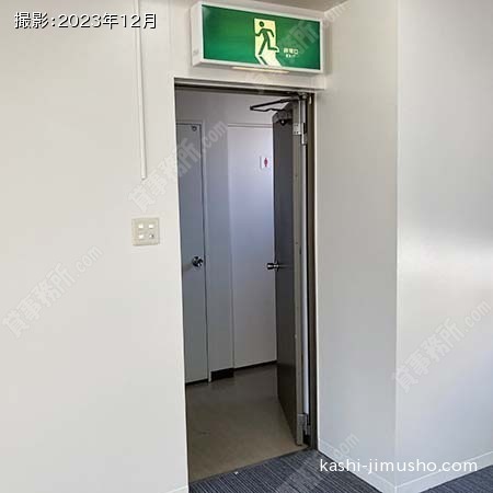 貸室入口 貸室入口