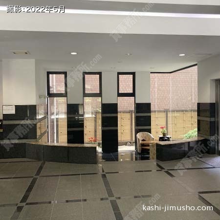 エントランス(住居区画）