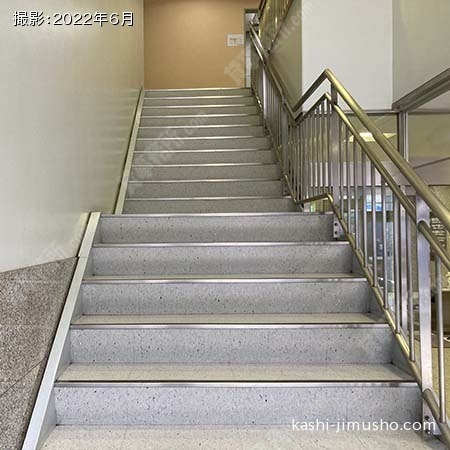 共用階段 共用階段