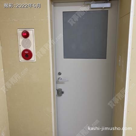 貸室入口(1階) 貸室入口(1階)