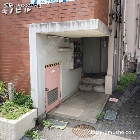 ビル入口