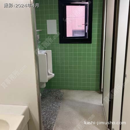 男性トイレ 男性トイレ