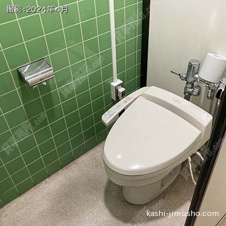 男性トイレ 男性トイレ