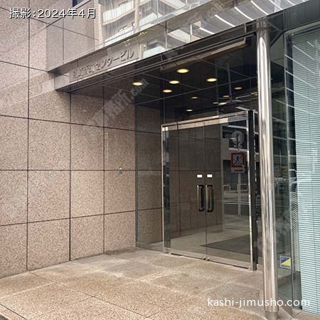 ビル入口 ビル入口