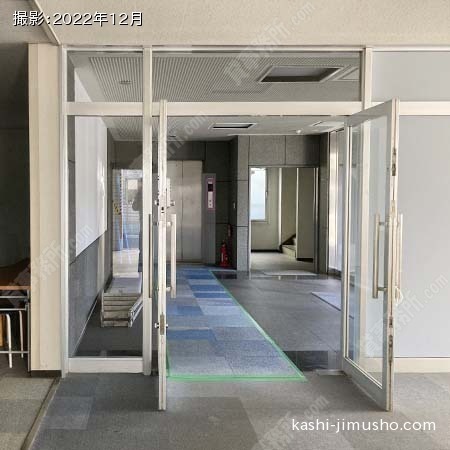 貸室入口(1階)