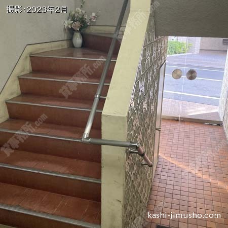 共用階段