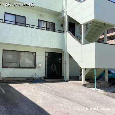 建物前面 建物前面