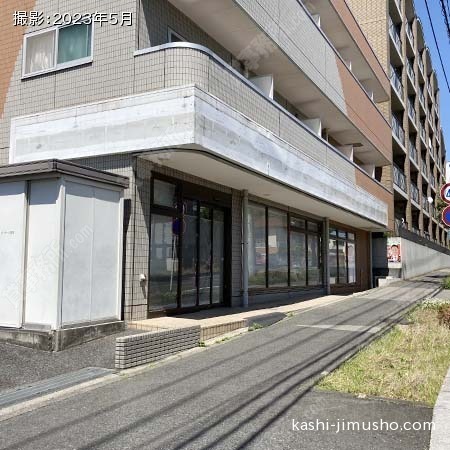 建物前面 建物前面