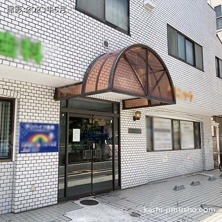 建物入口
