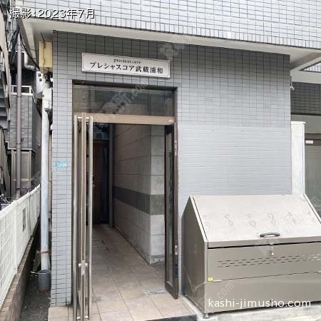 ビル入口