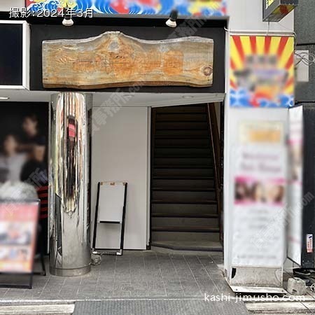 ビル入口