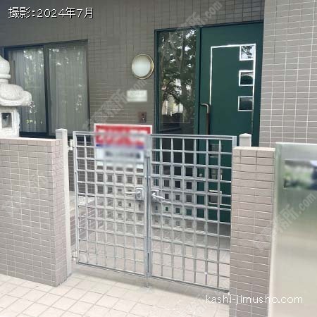 貸室入口(1階)