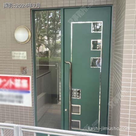 貸室入口(1階)