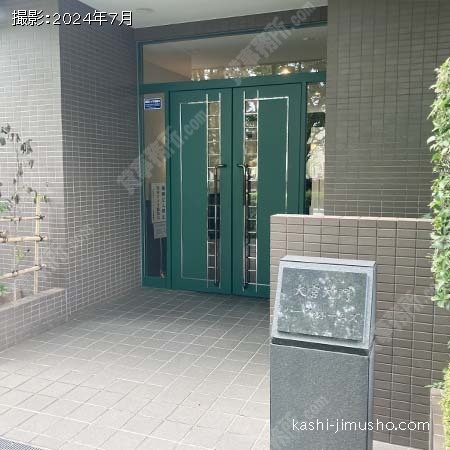 建物入口