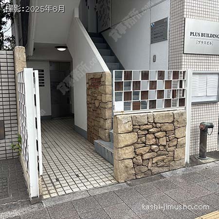 ビル入口