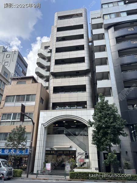 THE GATE UENOの外観