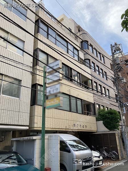 オクヤビルの外観