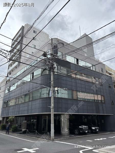 蔵前酒井ビルの外観