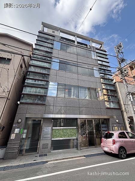 ヤマダビルの外観