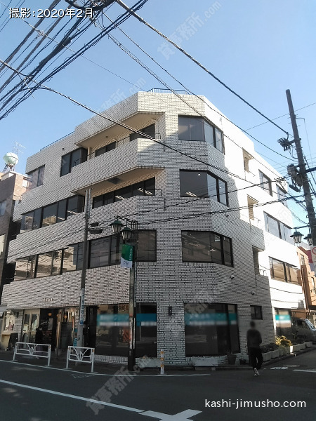 金子ビルの外観