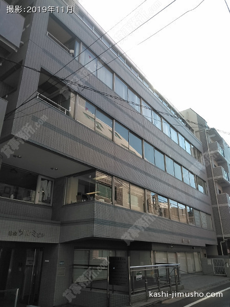 池袋ツルミビルの外観