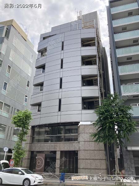 サン・ユースビルの外観