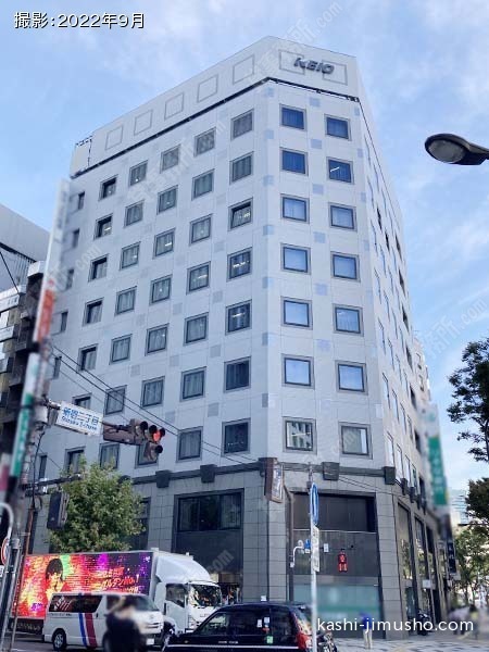 京王新宿321ビルの外観