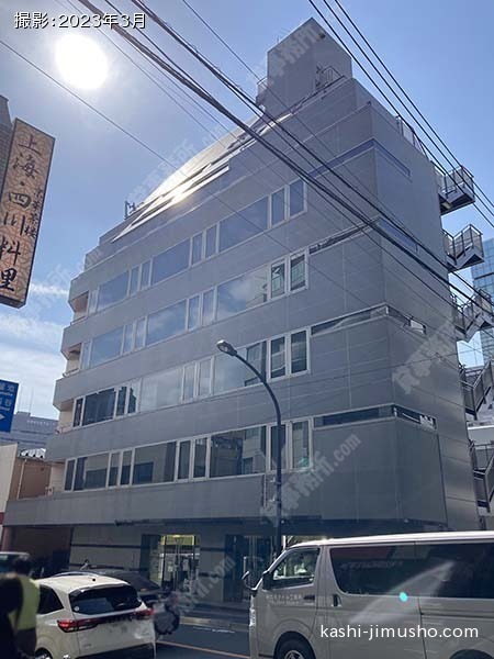 エアマンズビル市ヶ谷の外観