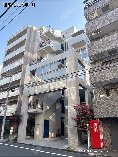 江戸川橋STビルの外観