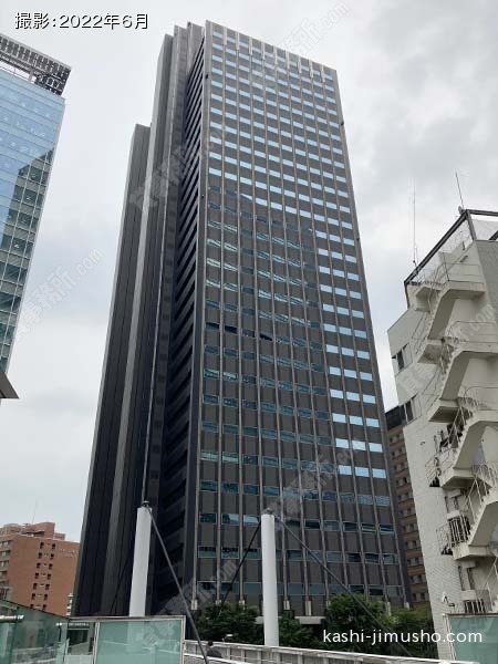 新宿マインズタワーの外観