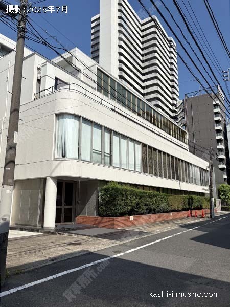 イマス西新宿第二ビルの外観