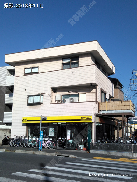 貸事務所の外観