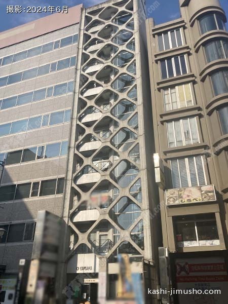 ニコニコ堂大宮本店ビルの外観