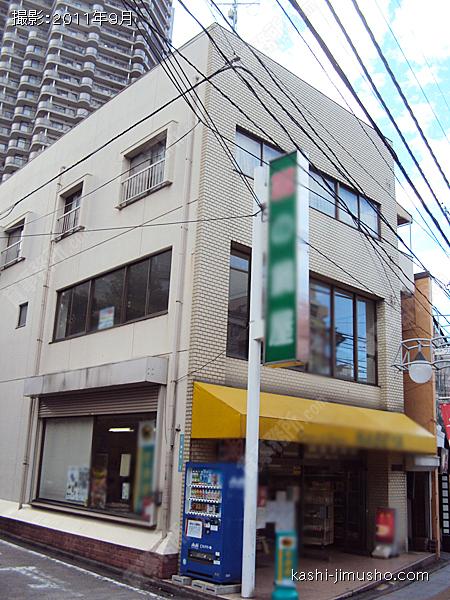 三上ビルの外観