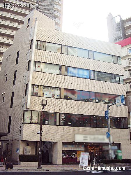 三井ビルの外観