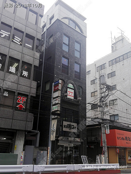 ドミノスペースビルの外観