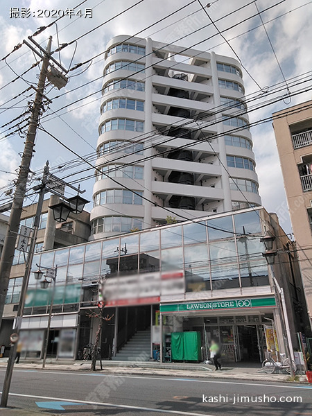 アルファタワーの外観